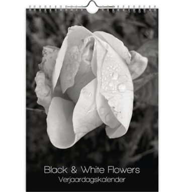 Verjaardagskalender Black &white Flowers 18x25cm